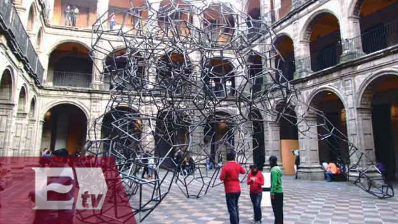 Explora la historia en el Antiguo Colegio de San Ildefonso